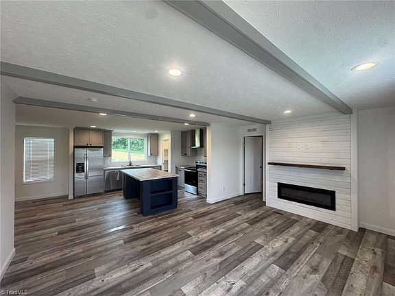 2nd image of 239 Southard Rd