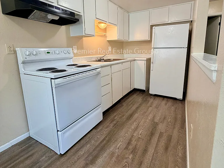 1466 Hathaway Dr #A — Photo 7