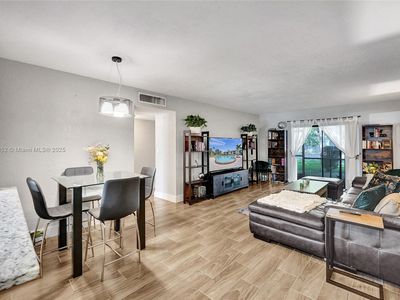 8504 Old Country Mnr APT 205, Davie, FL, 33328