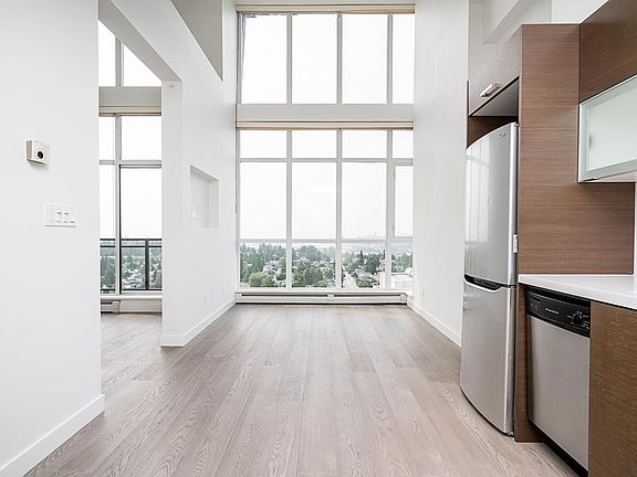 4th image of 10777 University Dr #2507