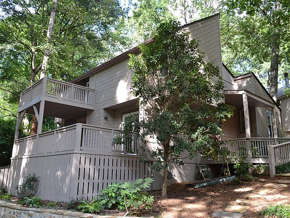 4th image of 66 Westview Ave