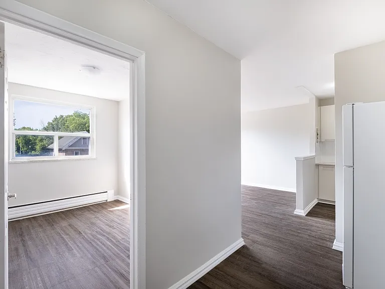 294 McDonnel St — Photo 10
