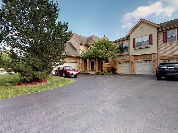2nd image of 2202 Medinah Ct #B