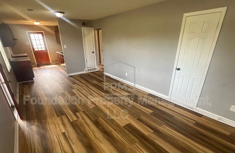 872 Western Park Dr — Photo 5