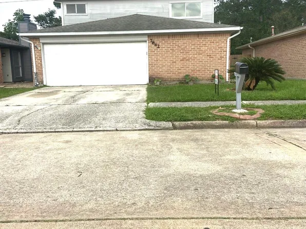 7842 Winehill Ln, Houston, TX 77040