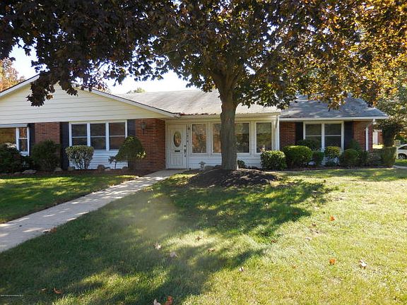 2nd image of 191B Sterling Ct