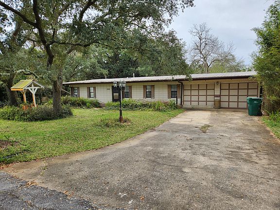 3rd image of 1200 Beachview Dr