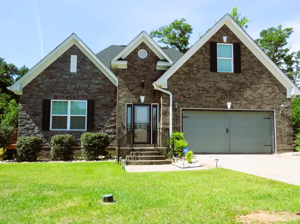 271 Sago Palm Dr, Orangeburg, SC 29118