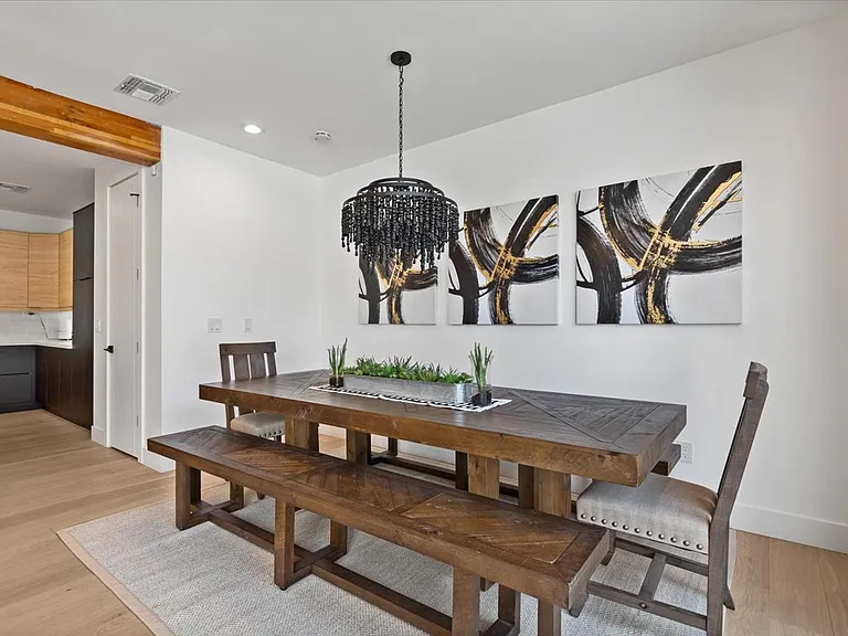 230 W Monterosa St — Photo 21