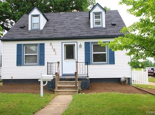 5181 Mildred St, Wayne, MI 48184