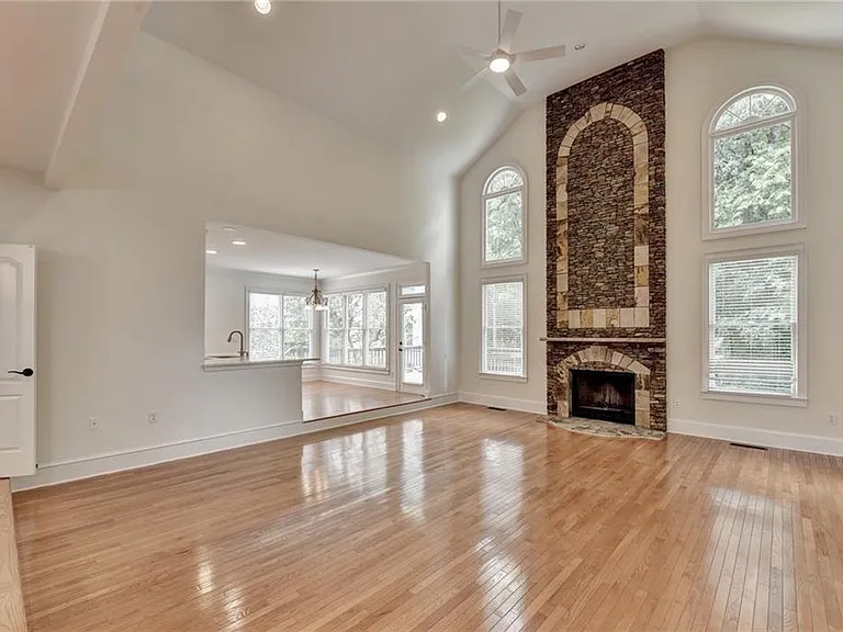 10645 Honey Brook Cir — Photo 7