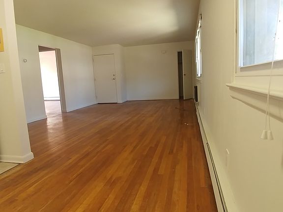 5th image of 456 Grand Ave APT 5B