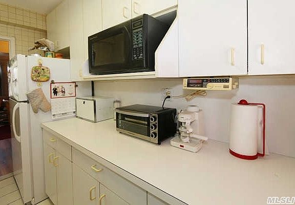 4th image of 213-08 73rd Ave #4H