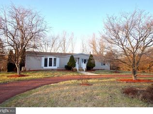 1754 Mount Pleasant Rd, Hellertown, PA 18055