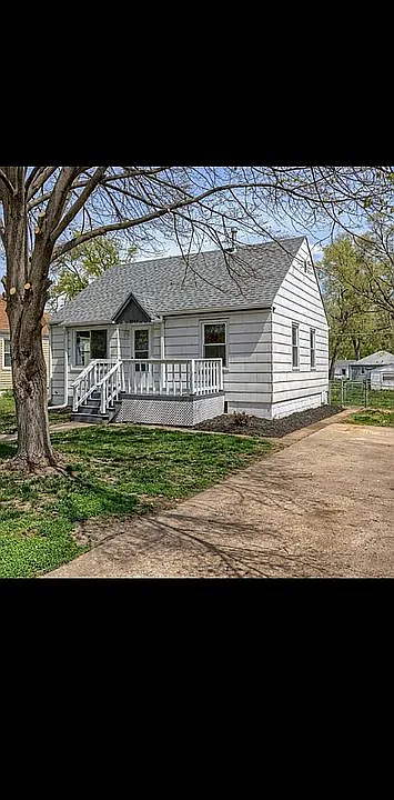 2509 Madison St — exterior photo