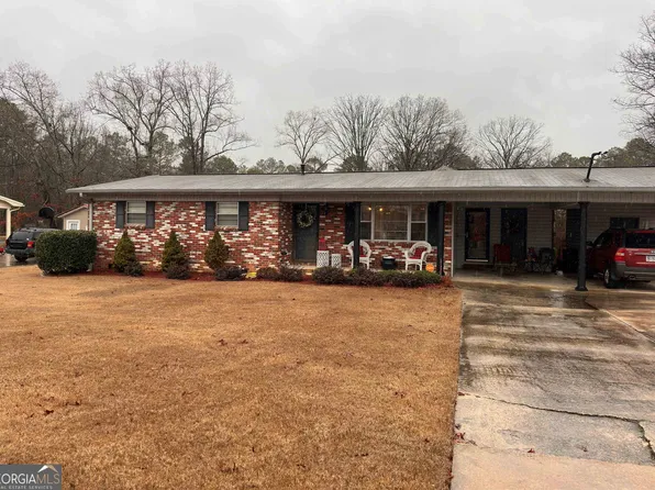 16 Lake Park Dr NW, Rome, GA 30165