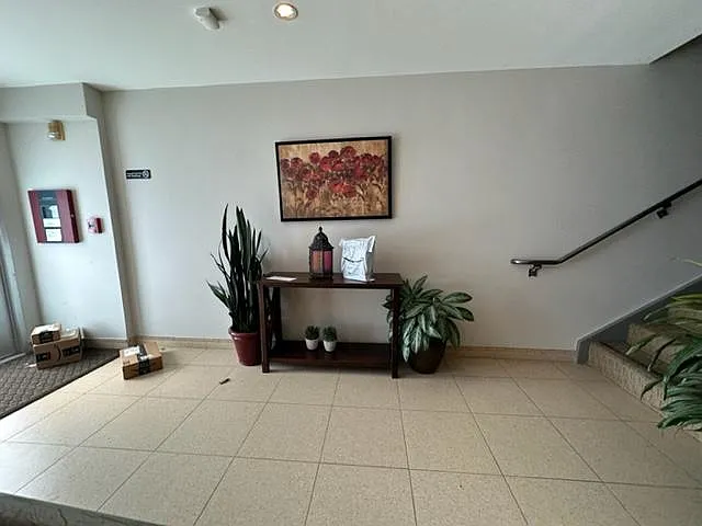 175 Russ St #6 — Photo 26