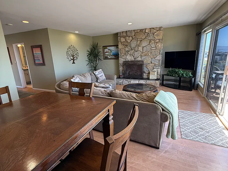 1744 Manhattan Ave #UPPER — Photo 33