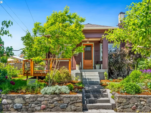 905 NE 79th Ave, Portland, OR 97213