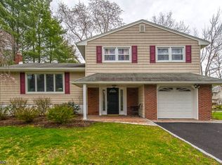 9 Ridge Rd, Parsippany, NJ 07054
