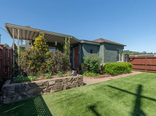 665 W Saint Charles St, San Andreas, CA 95249