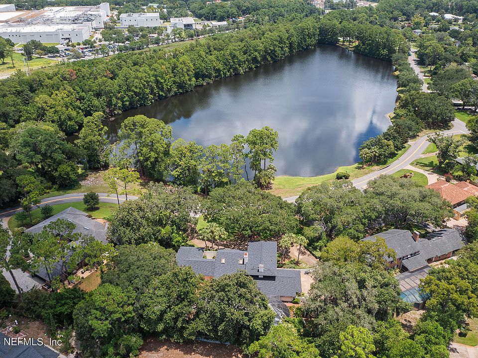 1st image of 10142 N WINDWARD Way