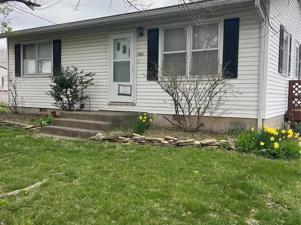 811 S Court St, Bowling Green, MO 63334