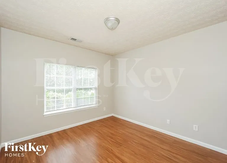 5713 Old Carriage Dr — Photo 12