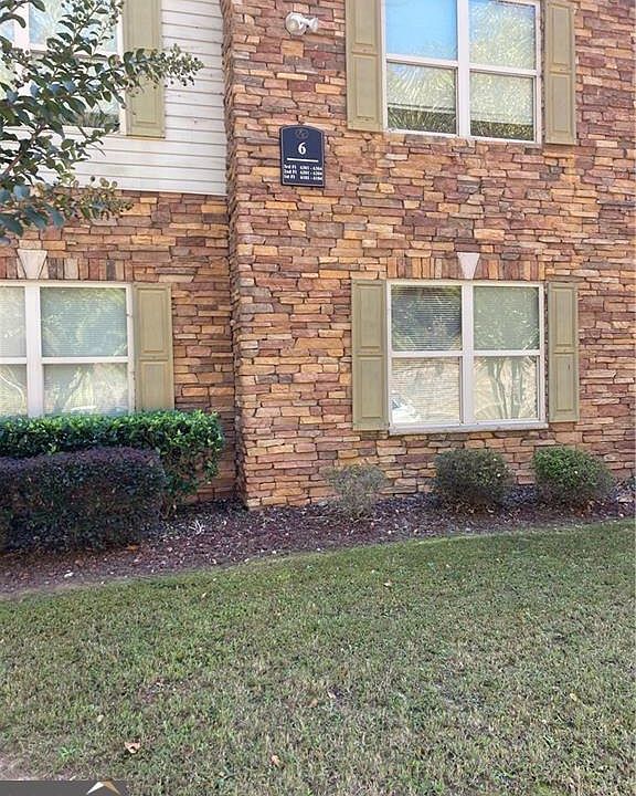 1st image of 6102 Fairington Club Dr