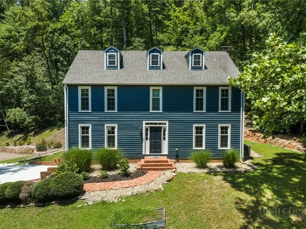 3132 Stoney Brook Drive, Lenoir, NC 28645