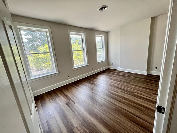 5th image of 1513 W Main St #A