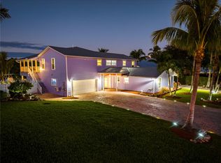 474 Peninsula Dr, Fort Pierce, FL 34946