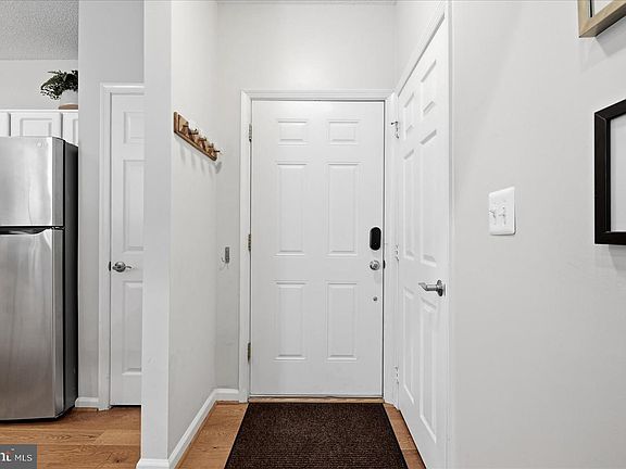 5th image of 1700 Lake Shore Crest Dr APT 31