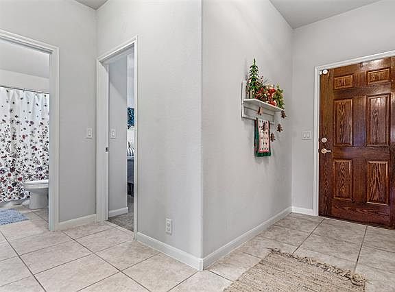 3rd image of 4104 Legend Trl