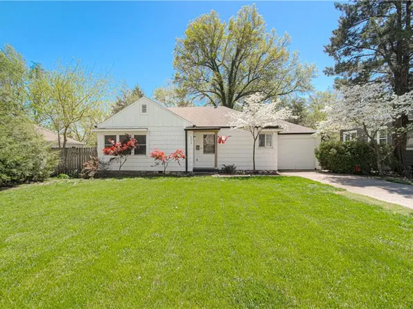 5213 W 51st St, Roeland Park, KS 66205