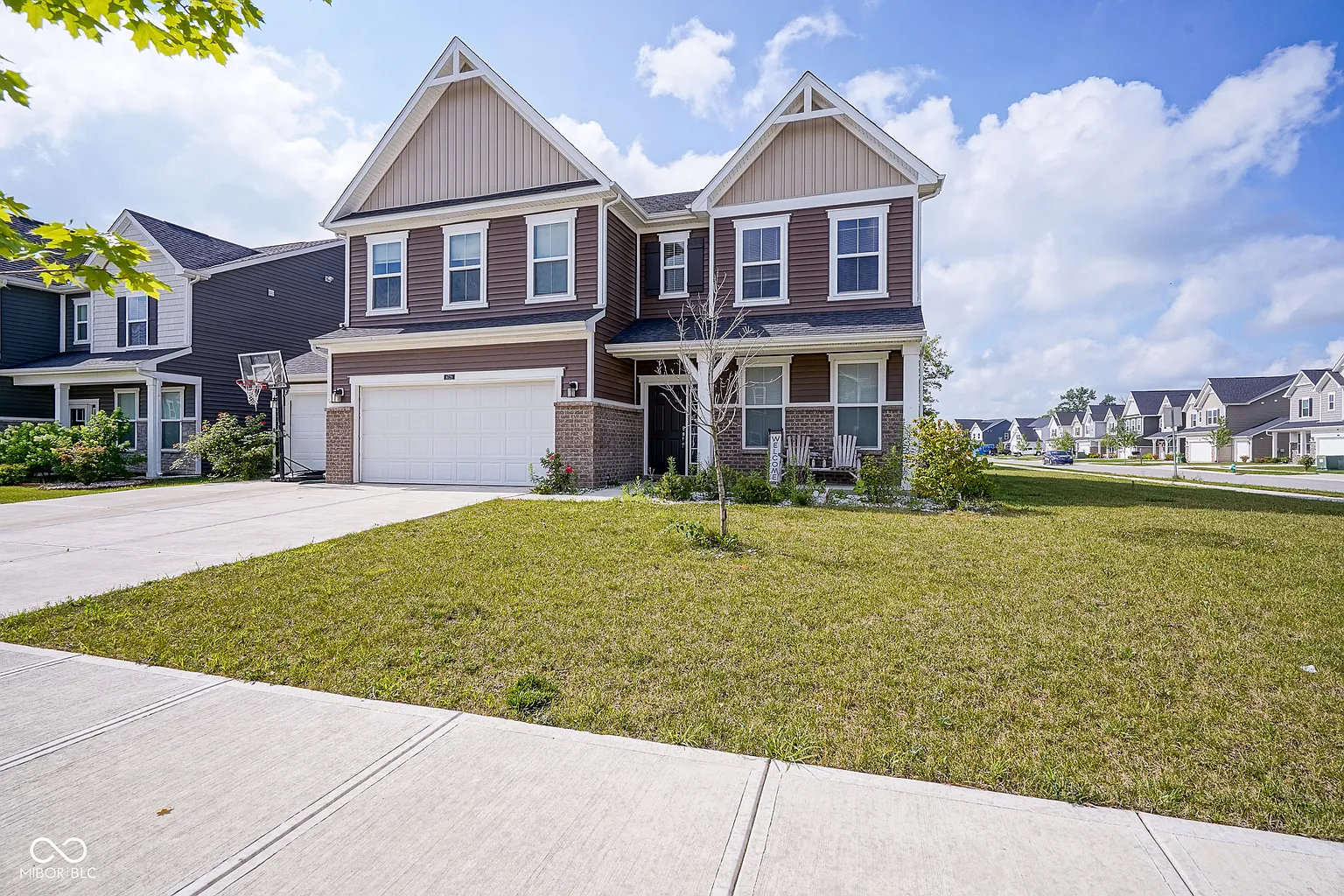 8729 Dorill Creek Ln photo 1