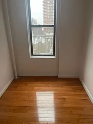 Rented by K & O Realty Associates Inc.