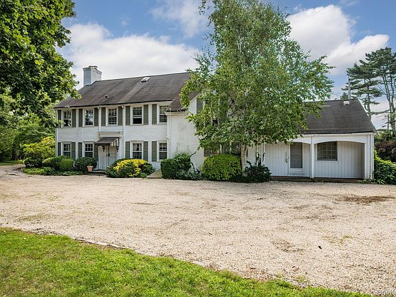 2nd image of 257 Adams Lane
