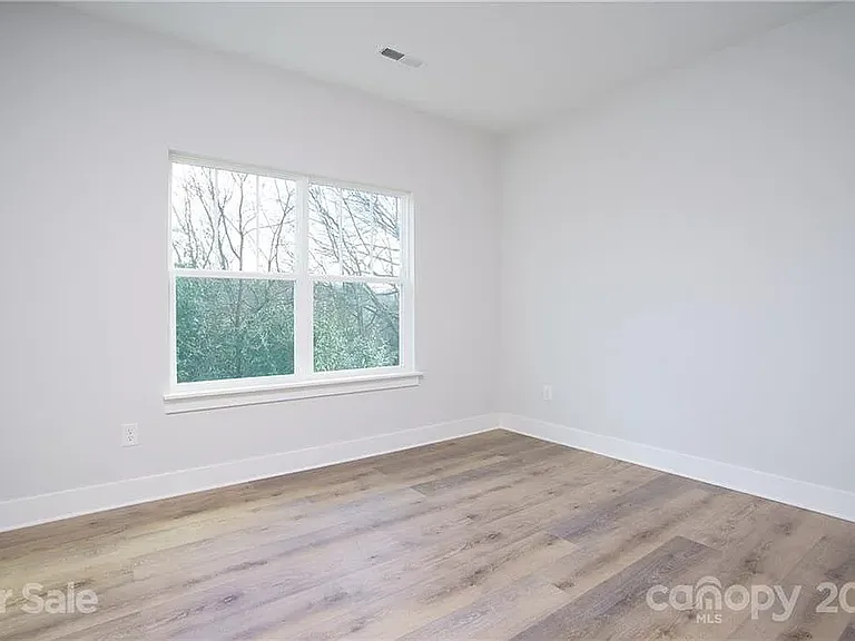 1226 Pamlico St — Photo 15