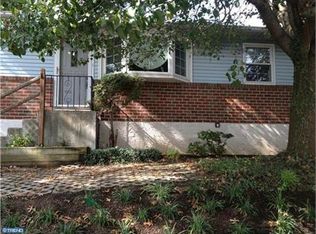 1548 Fitzwatertown Rd, Willow Grove, PA 19090