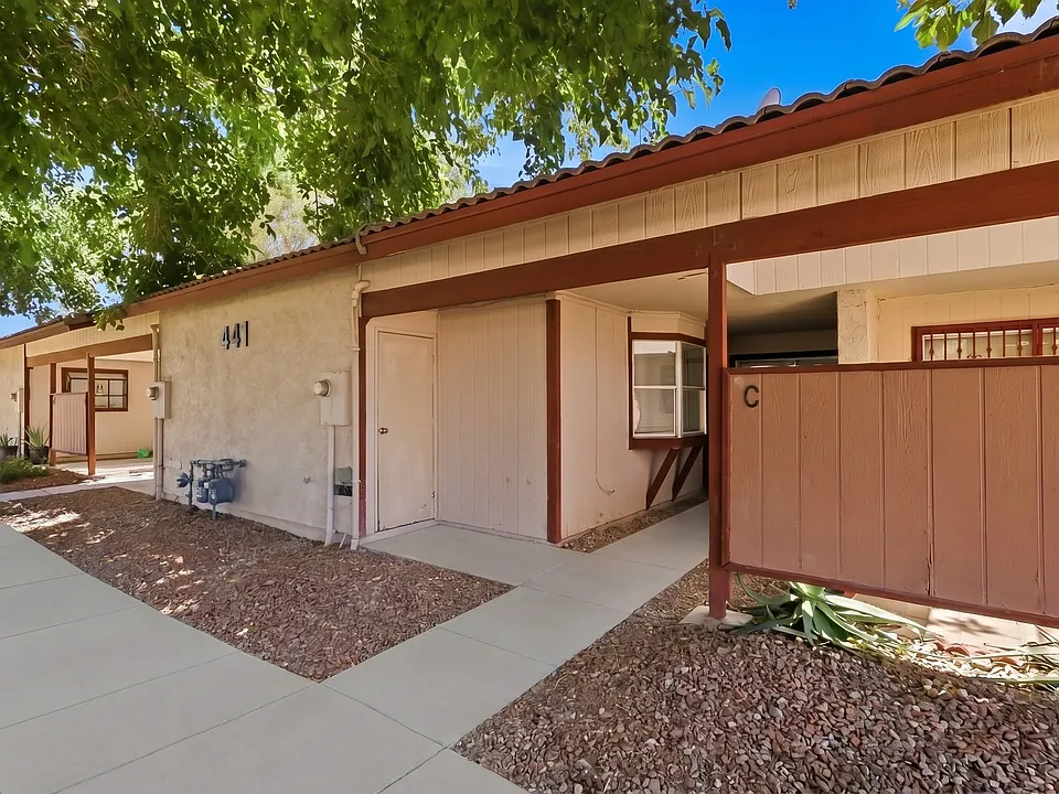 441 N Lamb Blvd #C