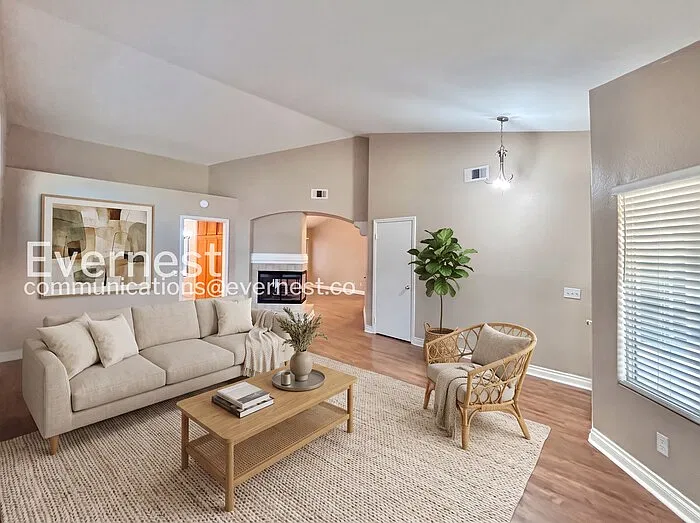 3 bed, 2.0 bath, 1632 sqft, $3,000 — Photo 4