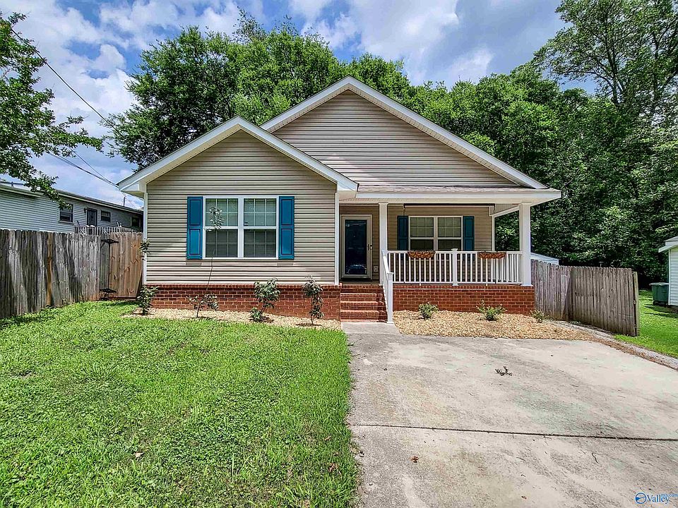 1st image of 1014 Lee Dr NW