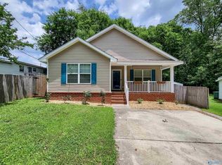 1014 Lee Dr NW, Huntsville, AL 35816