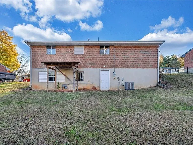 725 Ramada Rd #1 — Photo 6