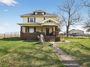 78 E 1180th St, Altona, IL 61414