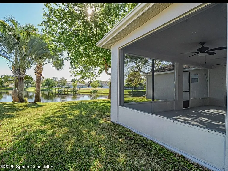 5938 Ridge Lake Cir — Photo 2