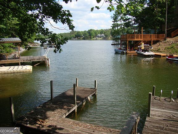 4th image of 38 Morrisons Point Dr