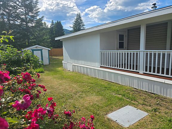 3rd image of 130 Ferry Rd #2