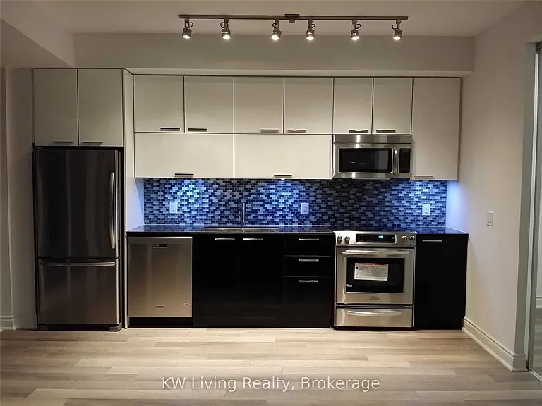 80 Marine Parade Dr #1704 — Photo 6
